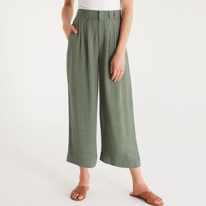 Farah Pant